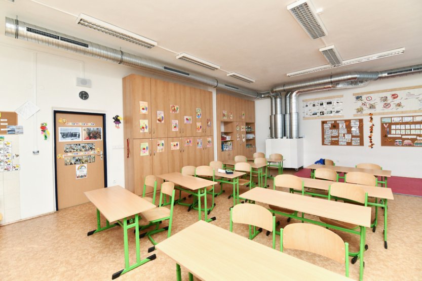 Senát odmítl nahradit známkování žáků v 1. a 2. třídě slovním hodnocením
