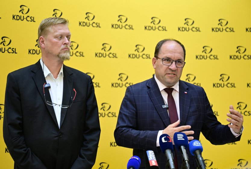 Lidovci budou hlasovat proti vyslovení nedůvěry vládě