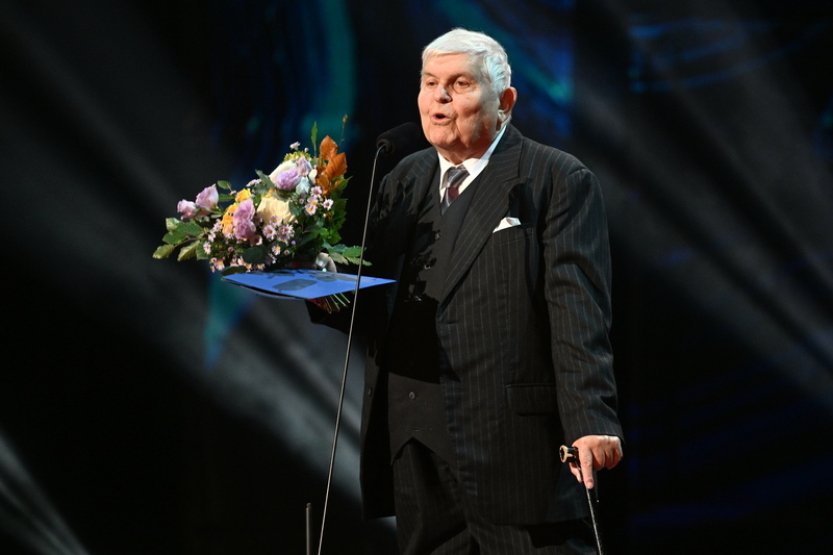 Zemřel herec a držitel Ceny Thálie za celoživotní mistrovství Stanislav Šárský