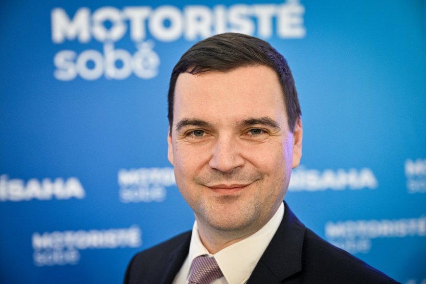 Nejvíce antiekologický výrok loni pronesl šéf Motoristů sobě Macinka