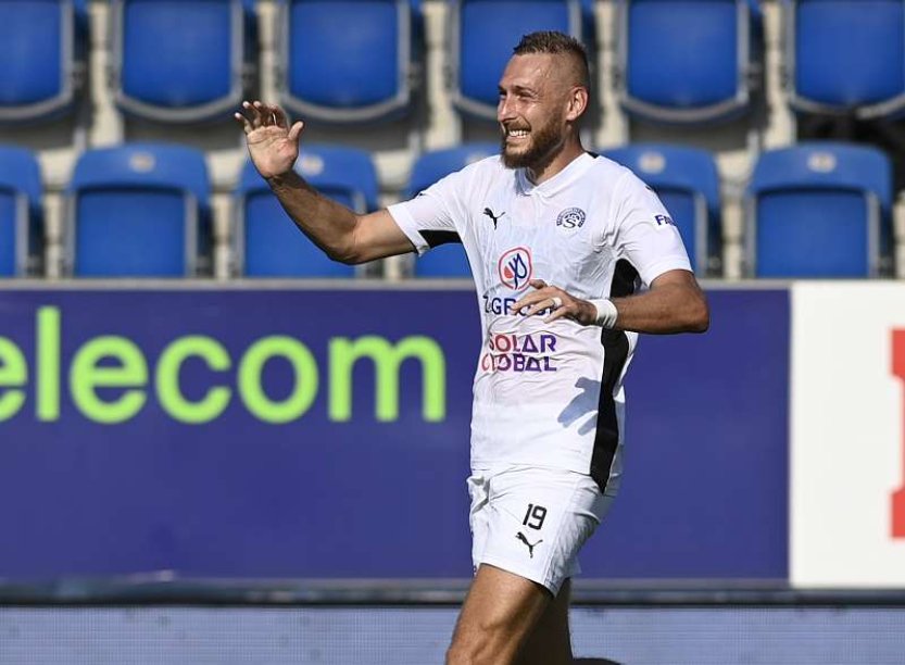 Slovácko díky Kalabiškovi zvítězilo v Pardubicích 1:0 a je třetí