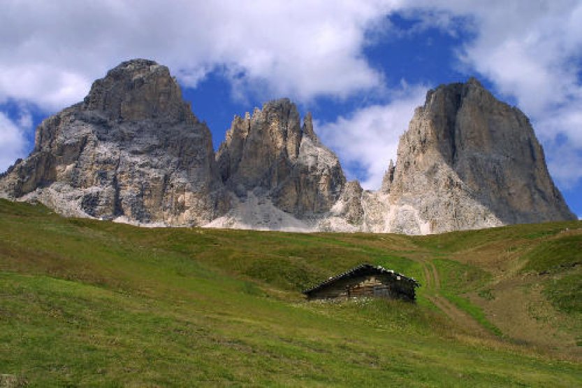 Český občan zemřel při výstupu na skály v Dolomitech, potvrdilo MZV