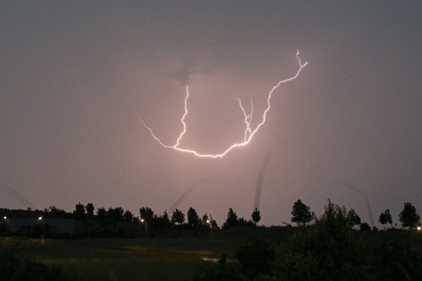 Na severu Moravy a ve Slezsku dnes hrozí silné bouřky
