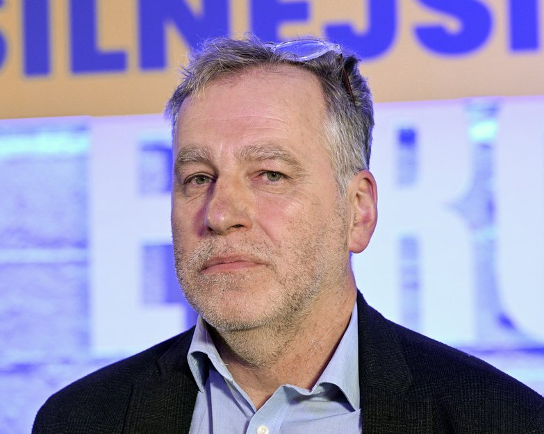 Anketa: Od voleb byl nejvlivnějším europoslancem ČR Niedermayer