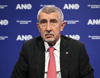 Vláda ANO by zrušila muniční iniciativu, řekl Babiš agentuře Reuters
