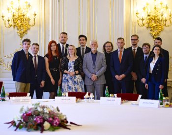 Prezident Pavel z debat s mladými často vnímá frustraci z politiky