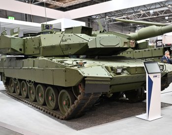 Česko má zájem o půjčku ve výši 52 miliard Kč na tanky Leopard 2A8