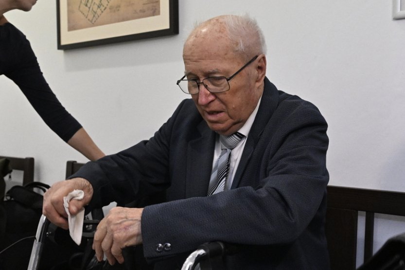 ČT: Soud zastavil stíhání někdejšího pohraničníka Muzikáře, trpí demencí