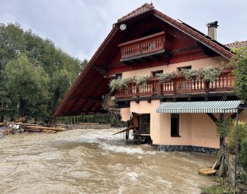 Povodeň jim smetla dům, rok po katastrofě čeká pár z Jesenicka soud s pojišťovnou