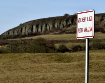 Vojenská činnost zanechává v krajině hluboké ekologické stopy, míní odborníci
