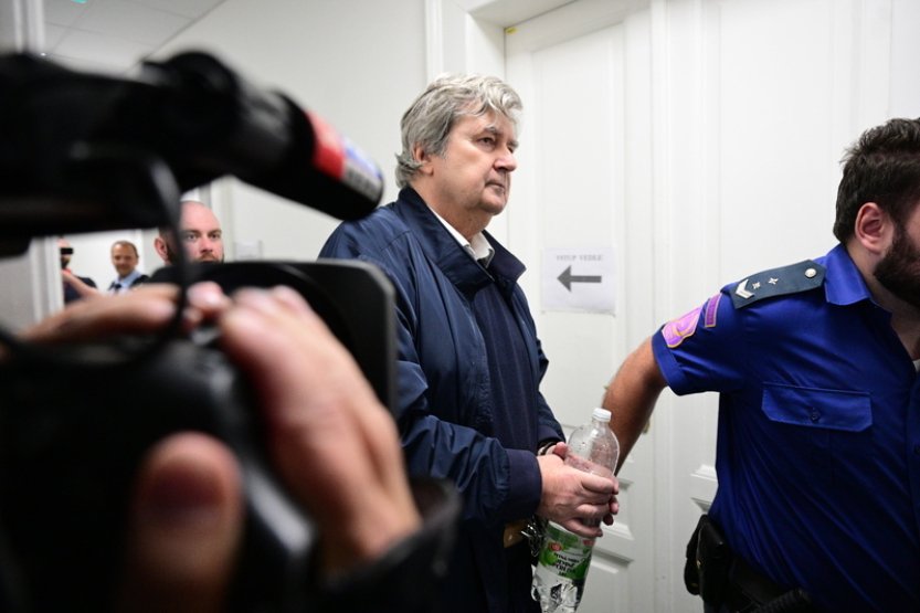 Jansta z kauzy Motol se dostane z vazby, žalobkyně přijala kauci