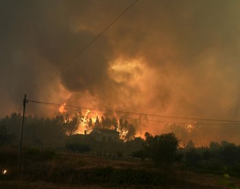 EU zdvojnásobí hasičskou flotilu kvůli změně klimatu a častějším požárům