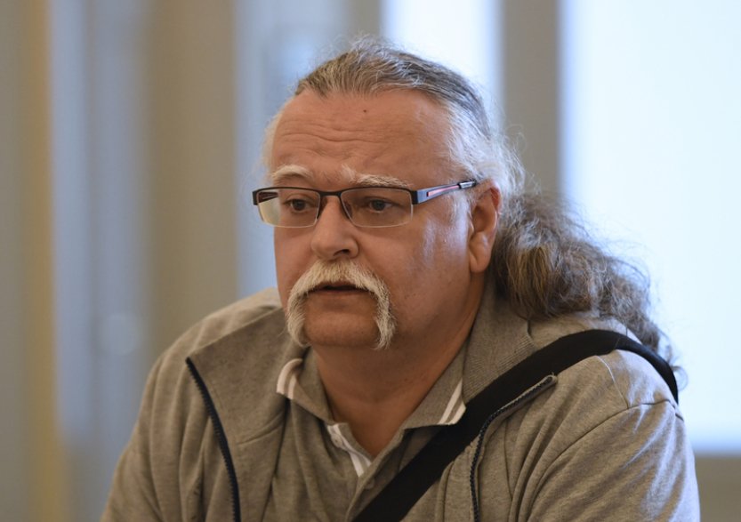 Vrchní soud bude posuzovat, jaký soud má projednat případ exsoudce Kydalky