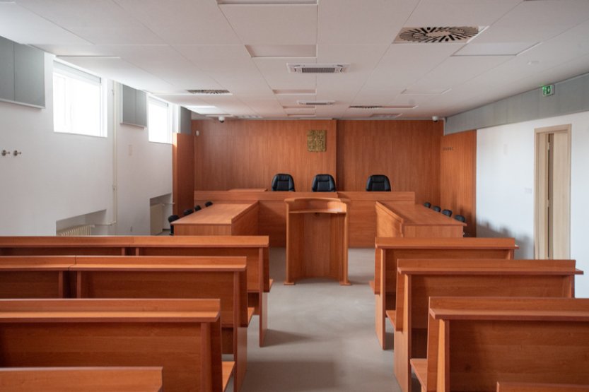 Bývalý řidič tramvaje neuspěl u NS, kvůli smrti ženy má podmínku a zákaz řízení