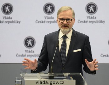Fiala: Muniční iniciativa dodala letos na Ukrajinu již jeden milion kusů nábojů