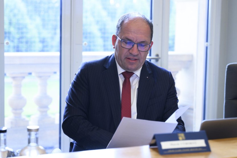 Výborný se distancoval od falešné výzvy ke kroužkování lidovců v koalici Spolu