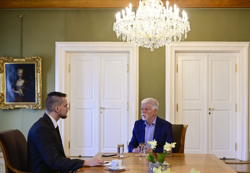 Pavel ocenil na vládě konsolidaci financí či energetiku, kritizoval digitalizaci