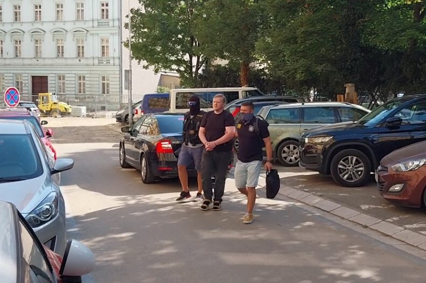 Ministerstvo se připojí jako poškozené ke kauze Jiřikovského