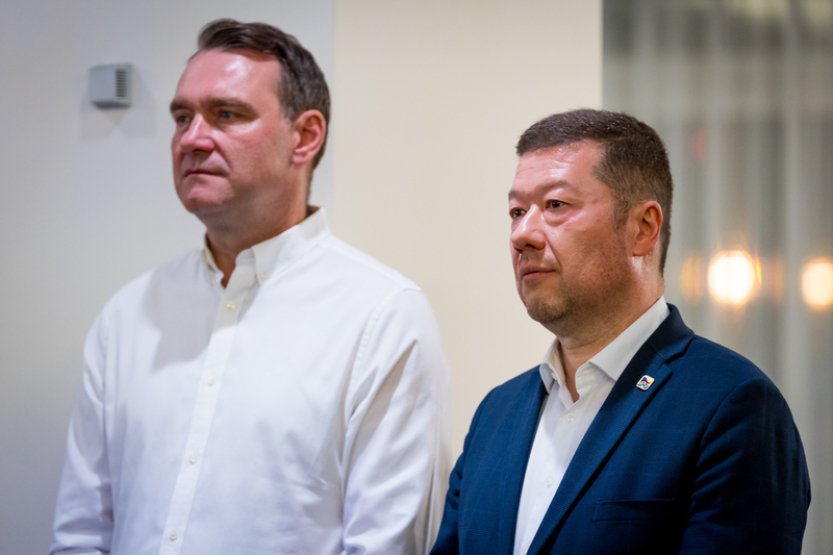 Část bývalých členů SPD vytvořila nové hnutí, podle Radima Fialy je to pojistka