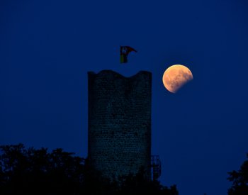 V září bude z Česka po šesti letech viditelné úplné zatmění Měsíce