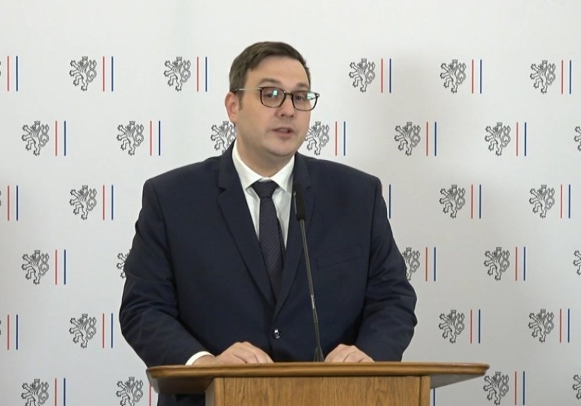 Lipavský: Rusko vede nevyhlášenou a hybridní válku proti Západu už dlouho