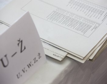 K volbě poštou se hlásí 10.905 lidí, dle Lipavského úspěch, dle politologů ne