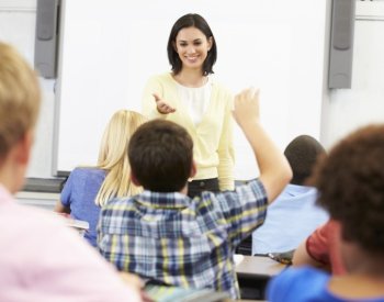 Odborníci: Zavést kariérní řád pro učitele je dobrý krok