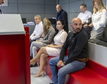 Muži obžalovaní z pokusu o podvod po požáru vily v Moravičanech se přiznali