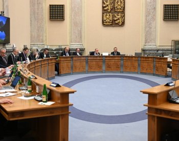 Vláda probere zprávu vyhodnocující loňské povodně či víza pro diplomaty z Gruzie