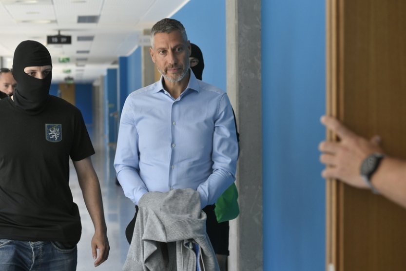 Soud se dnes začne zabývat případem korupce v DPP