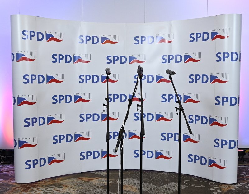 SPD podá kvůli kauze Dozimetr podnět na zrušení STAN a TOP 09