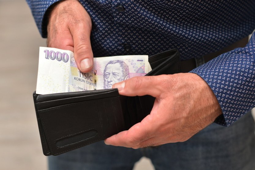 Reforma sociálních podpor nabyla účinnosti, nynější čtyři dávky nahradí jedna