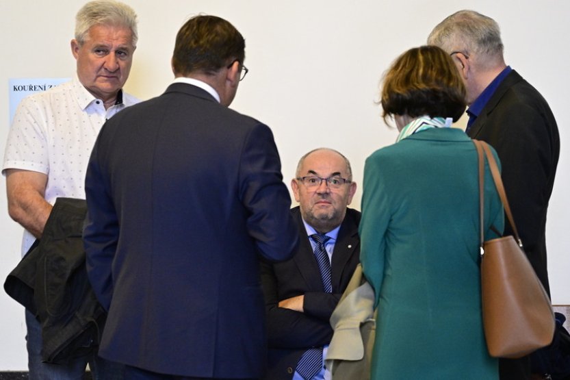 Seznam Zprávy: Pelta žádá soud o odklad nástupu do vězení ze zdravotních důvodů