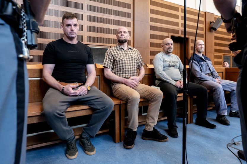 Čtením obžaloby začal soud projednávat kauzu falešných bankéřů