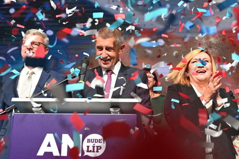 Možná vláda ANO, SPD a Motoristů bude podle komentářů slabá, nelze čekat reformy