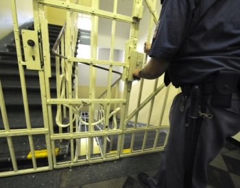 Obviněný z ubití ženy ve Vrchlabí je stíhán i za znásilnění, ozbrojování a drogy