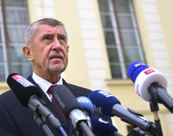 Babiš se dál snaží vyjednat rozdělení resortů případné nové vlády