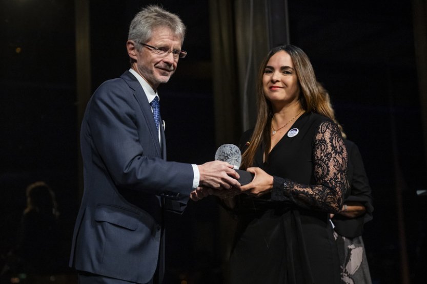 V Praze začne udělením ceny za odvahu a odpovědnost Forum 2000