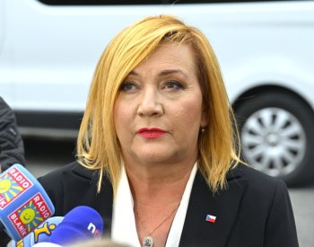 Poslanci budou pokračovat v jednáních o povolebním uspořádání Sněmovny