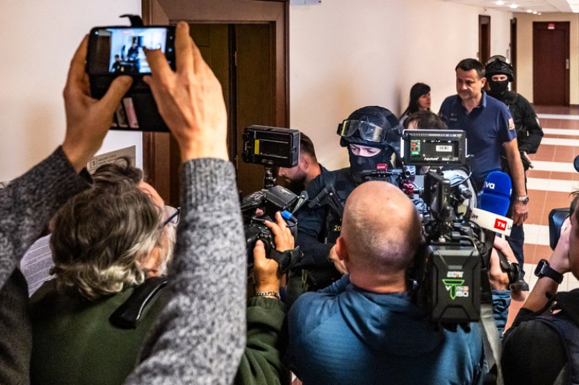 Prohlášení viny obžalovaného z vražd dvou prodavaček soud nepřijal