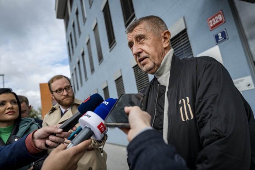 ANO bude jednat s Motoristy a SPD o programovém prohlášení a zákonech