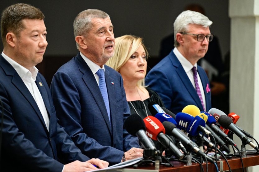 ANO, SPD a Motoristé začnou jednat o programu společné vlády
