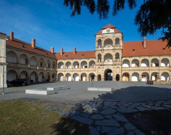 Živě: Vláda projedná nové národní kulturní památky či novelu o investičních fondech