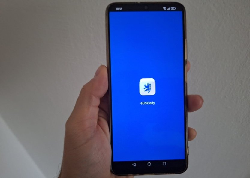 NSS: Výpadky eDokladů volby nejspíš neovlivnily, příprava byla nedostatečná