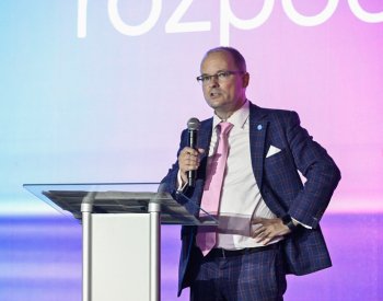 Do čela rozpočtového výboru zvolili poslanci ekonoma Pikoru (Motoristé)