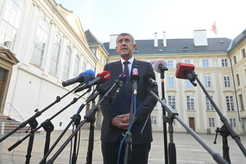 Babiš: Pavel chce, abych vysvětlil řešení střetu zájmů veřejnosti a ne jemu