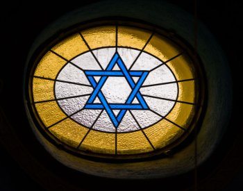 Federace židovských obcí: Loni bylo 4694 antisemitských incidentů, přibylo jich