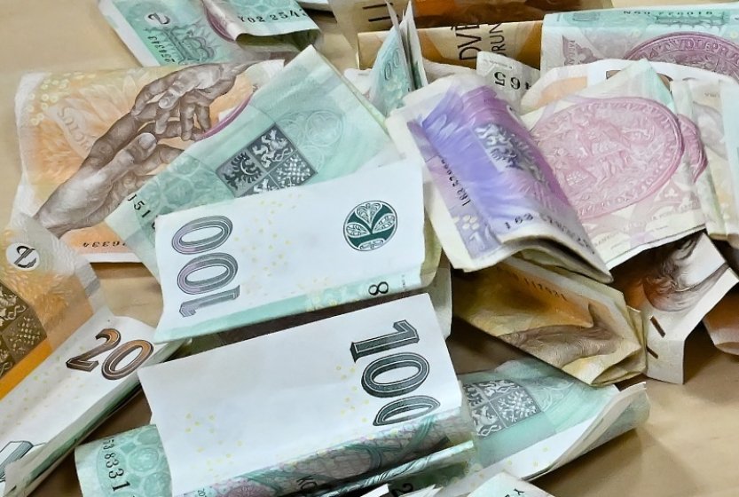 Policie chce obžalovat čtyři lidi za investiční podvod s půlmiliardovou škodou