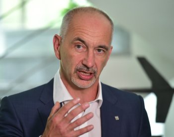 Poslanec: Odchody z ODS možná souvisí s kompromisy ve vládě a Spolu