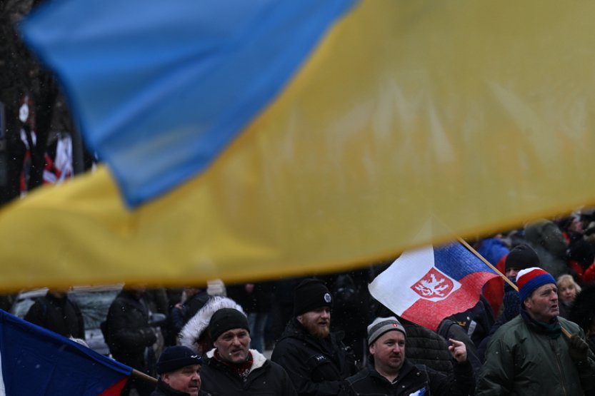 Muž podá trestní oznámení kvůli zásahu policie před Národním muzeem